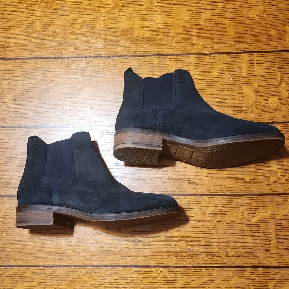 Women's Black Fat Face Chelsea Boots EUC